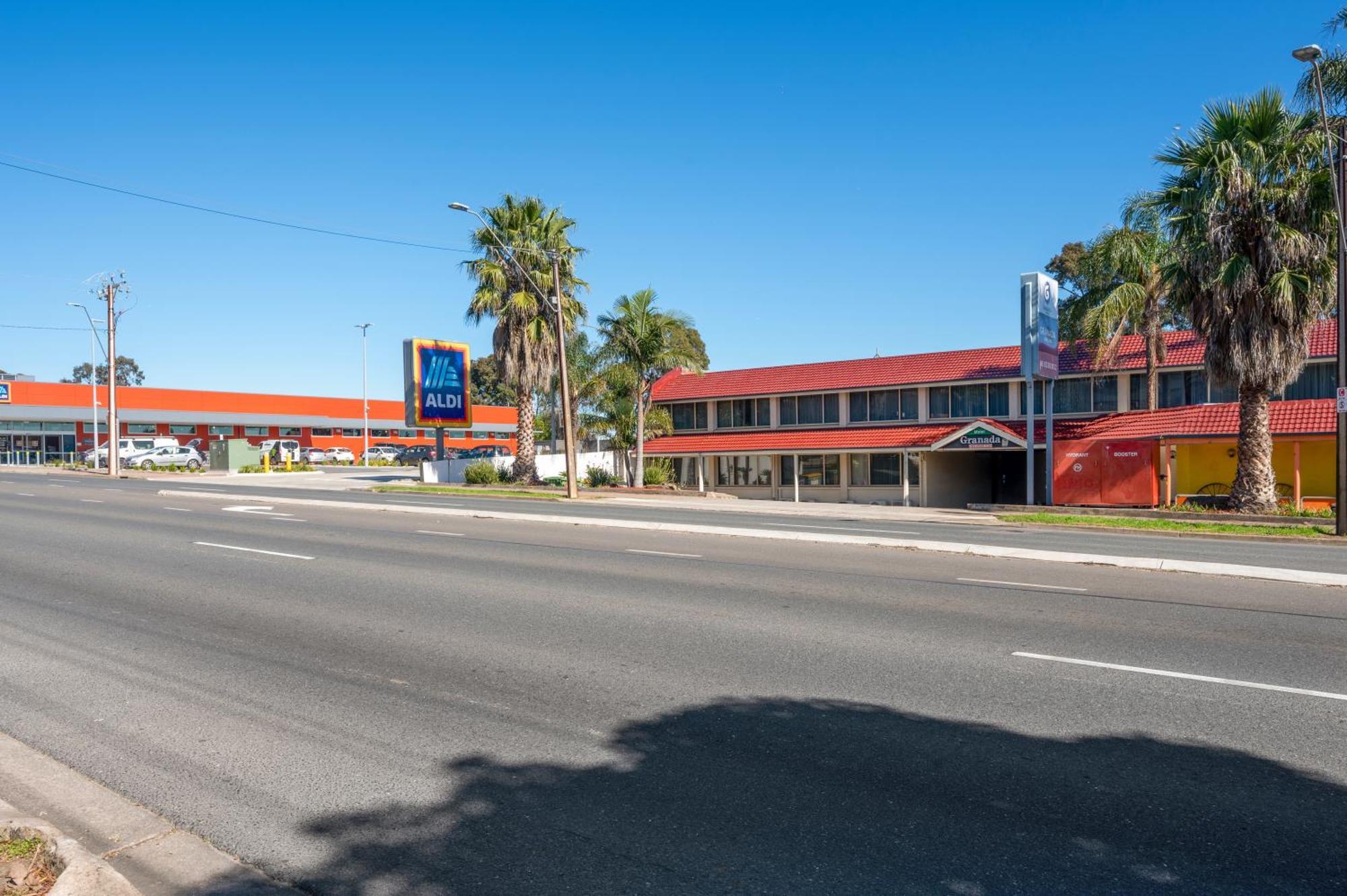 Adelaide Granada Motor Inn Exterior photo